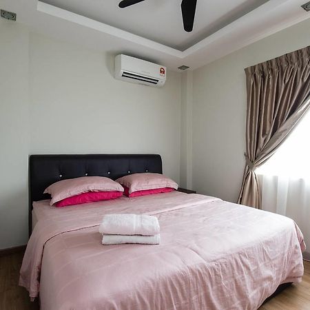 Rusnoor Homestay Bukit Jelutong Shah Alam Luaran gambar